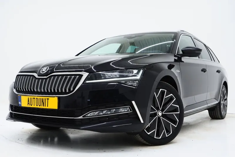 Škoda Superb (2022)