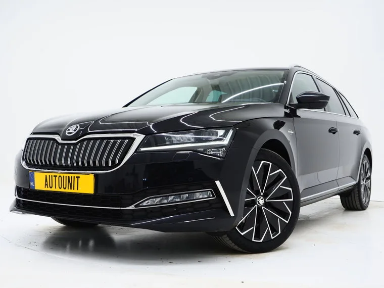 Škoda Superb (2022) — foto 1