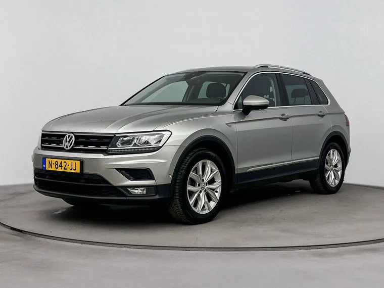 Volkswagen Tiguan (2017) — foto 1