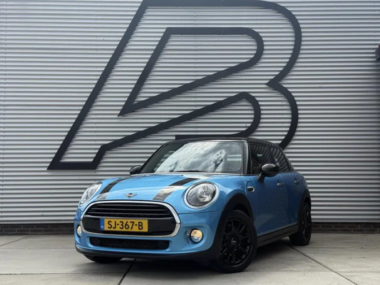 MINI Cooper (2018) — foto 1