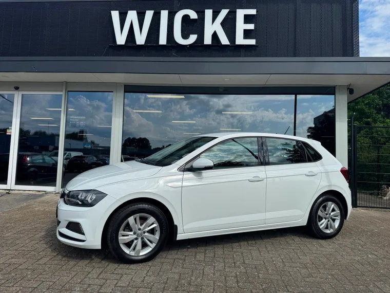 Volkswagen Polo (2018) — foto 1