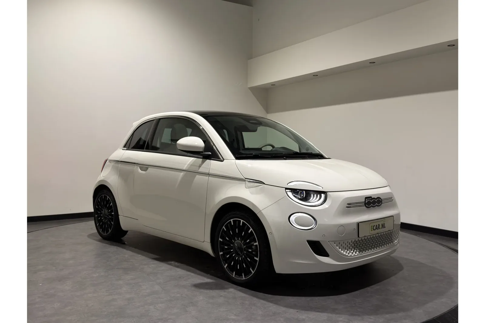 Fiat 500 (2024) — foto 1