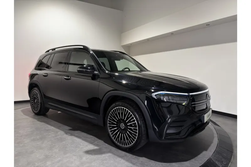 Mercedes-Benz EQB (2023)