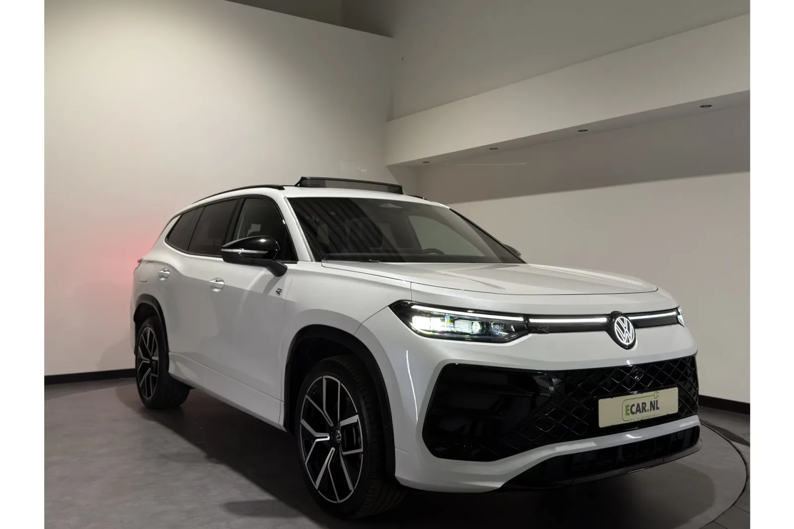 Volkswagen Tayron (2025) — foto 1