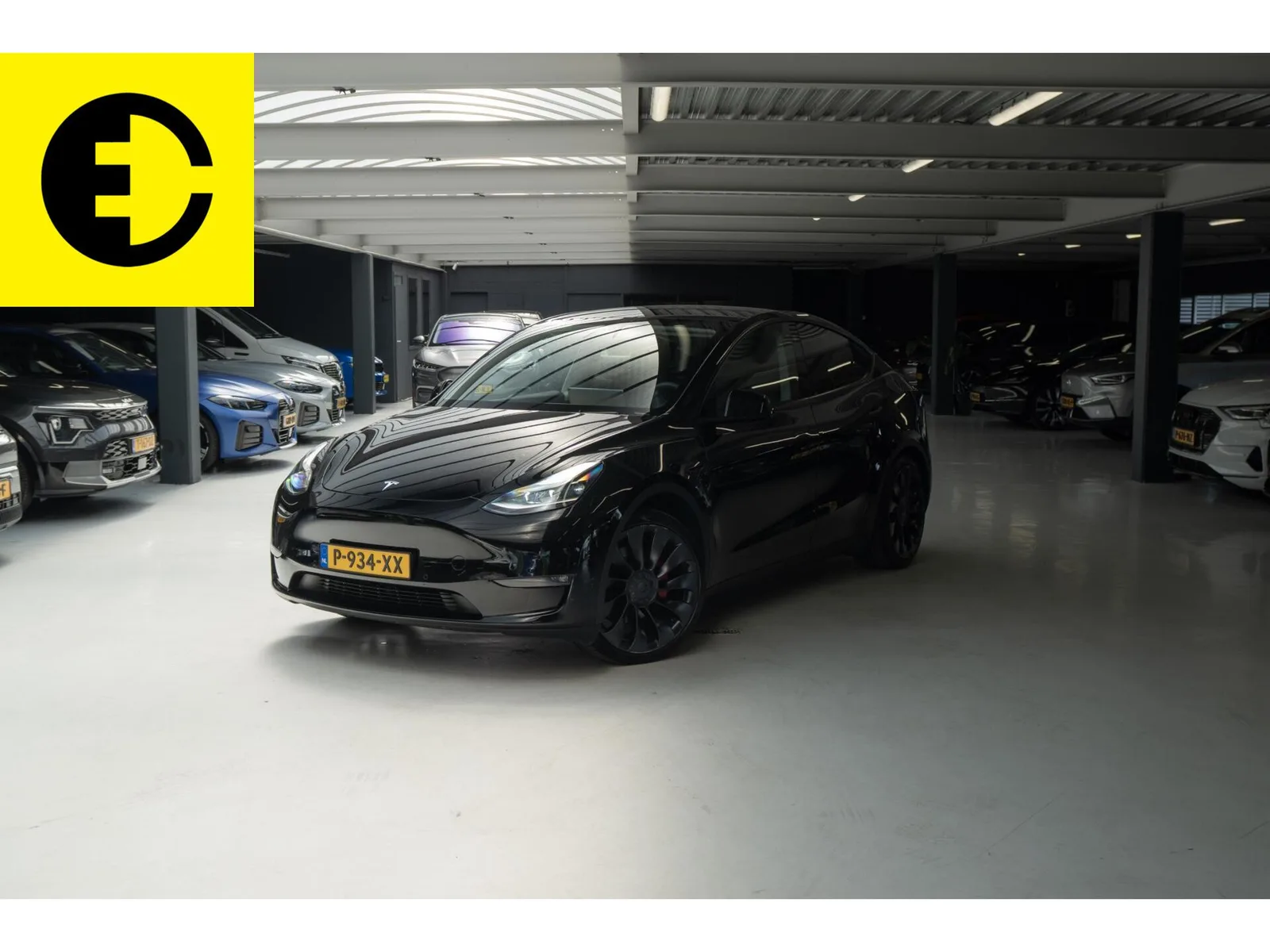 Tesla Model Y (2022) — foto 1