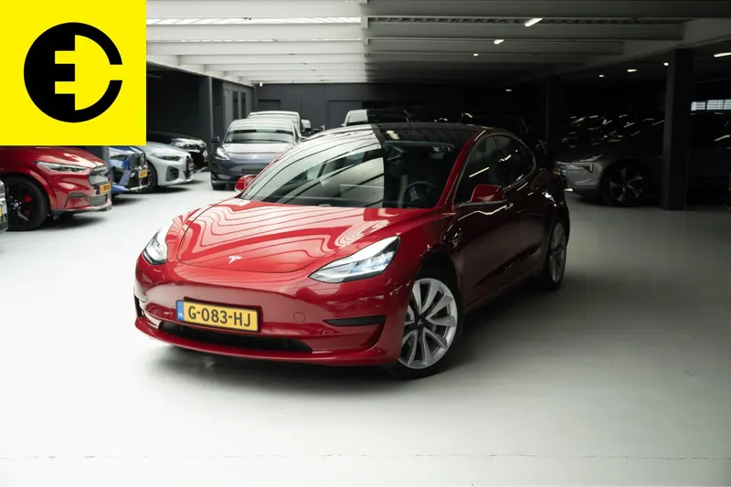 Tesla Model 3 (2019)