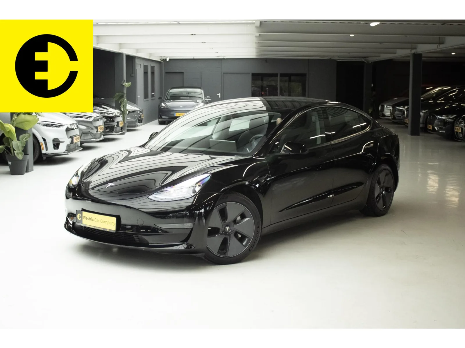 Tesla Model 3 (2023) — foto 1