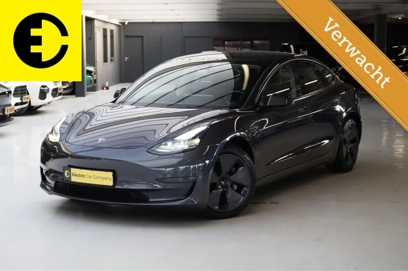 Tesla Model 3 (2021)