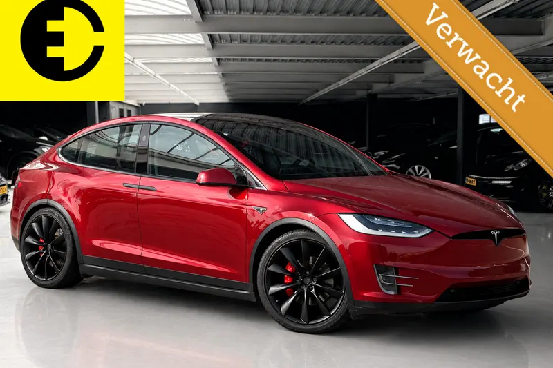 Tesla Model X (2017)