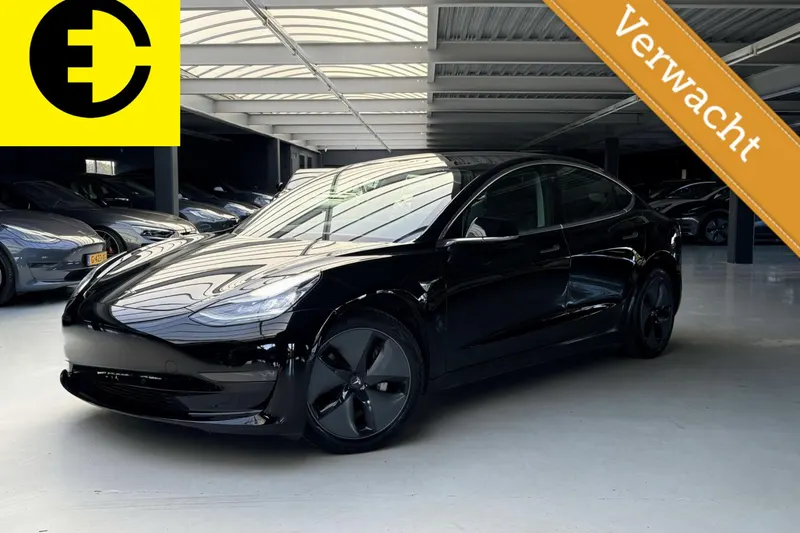 Tesla Model 3 (2019)