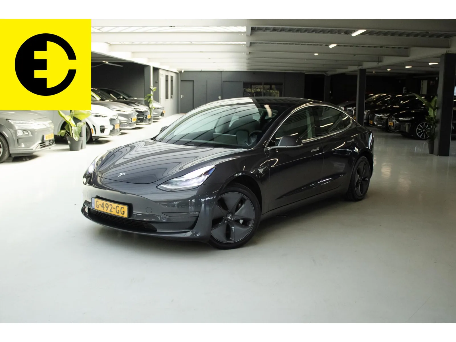 Tesla Model 3 (2019) — foto 1