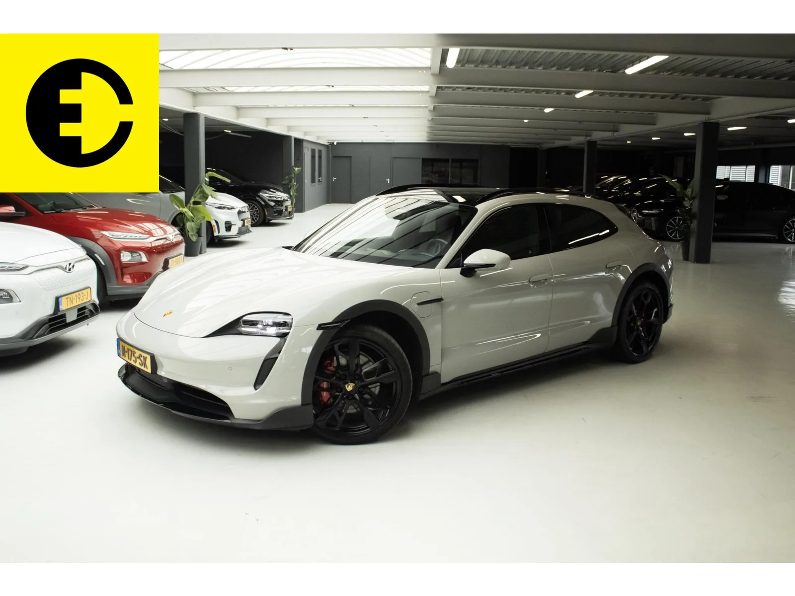 Porsche Taycan Cross Turismo (2021) — foto 1