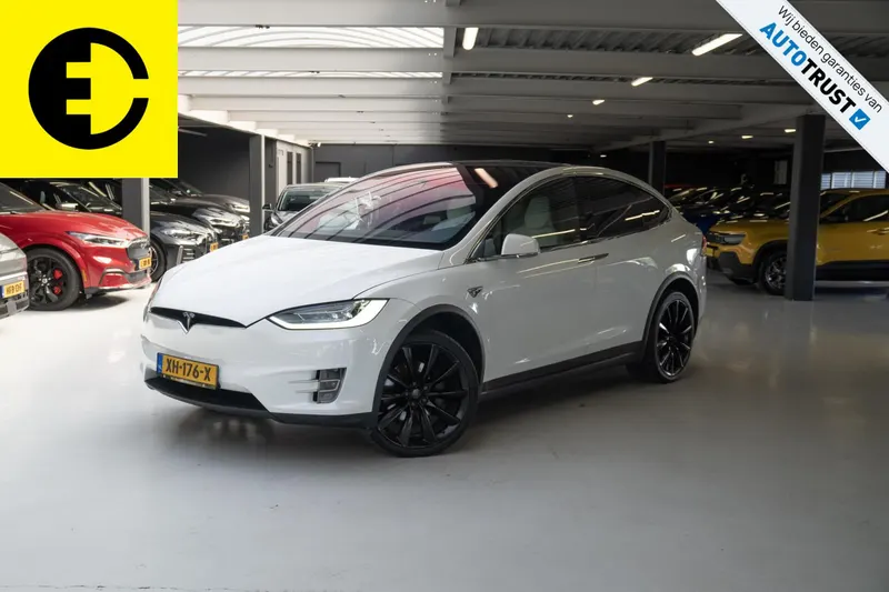 Tesla Model X (2018)