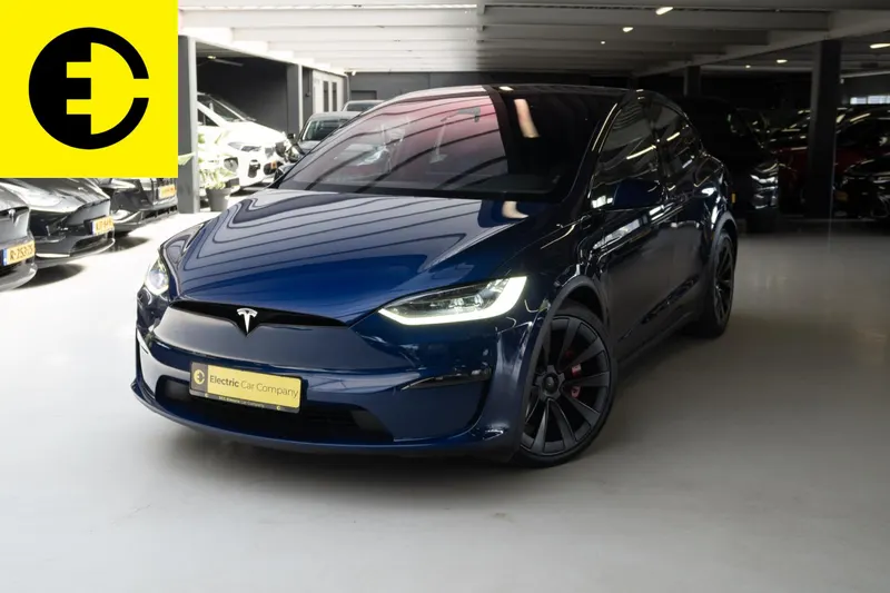 Tesla Model X (2023)