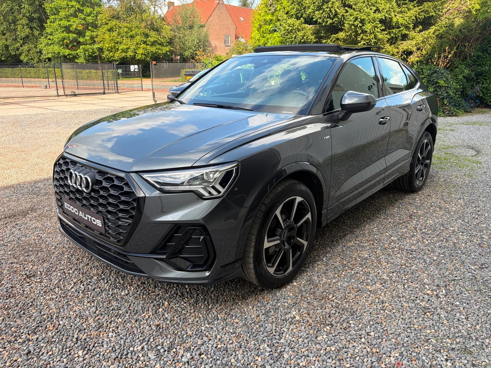 Audi Q3 Sportback (2021) — foto 1