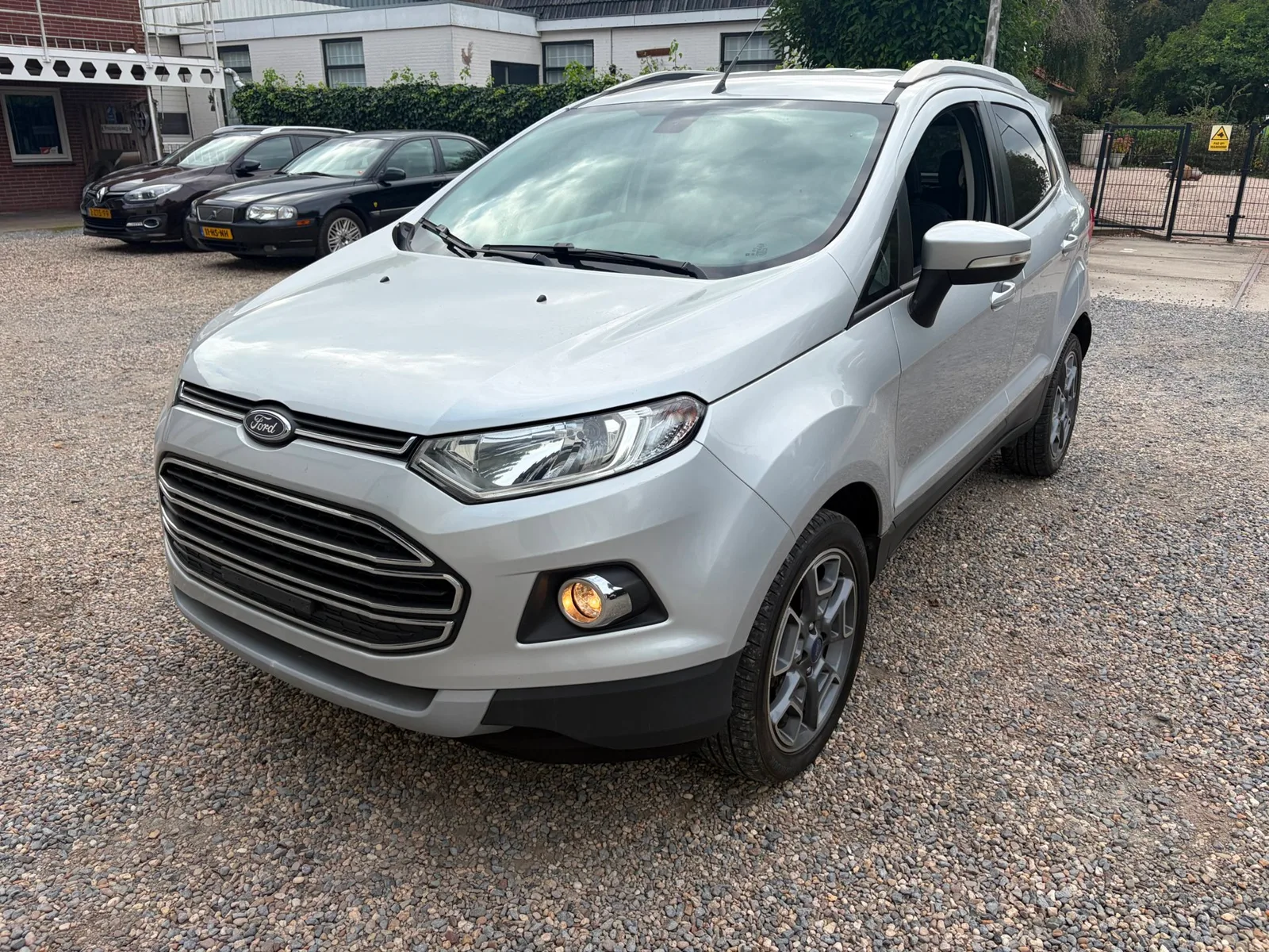 Ford EcoSport (2016) — foto 1