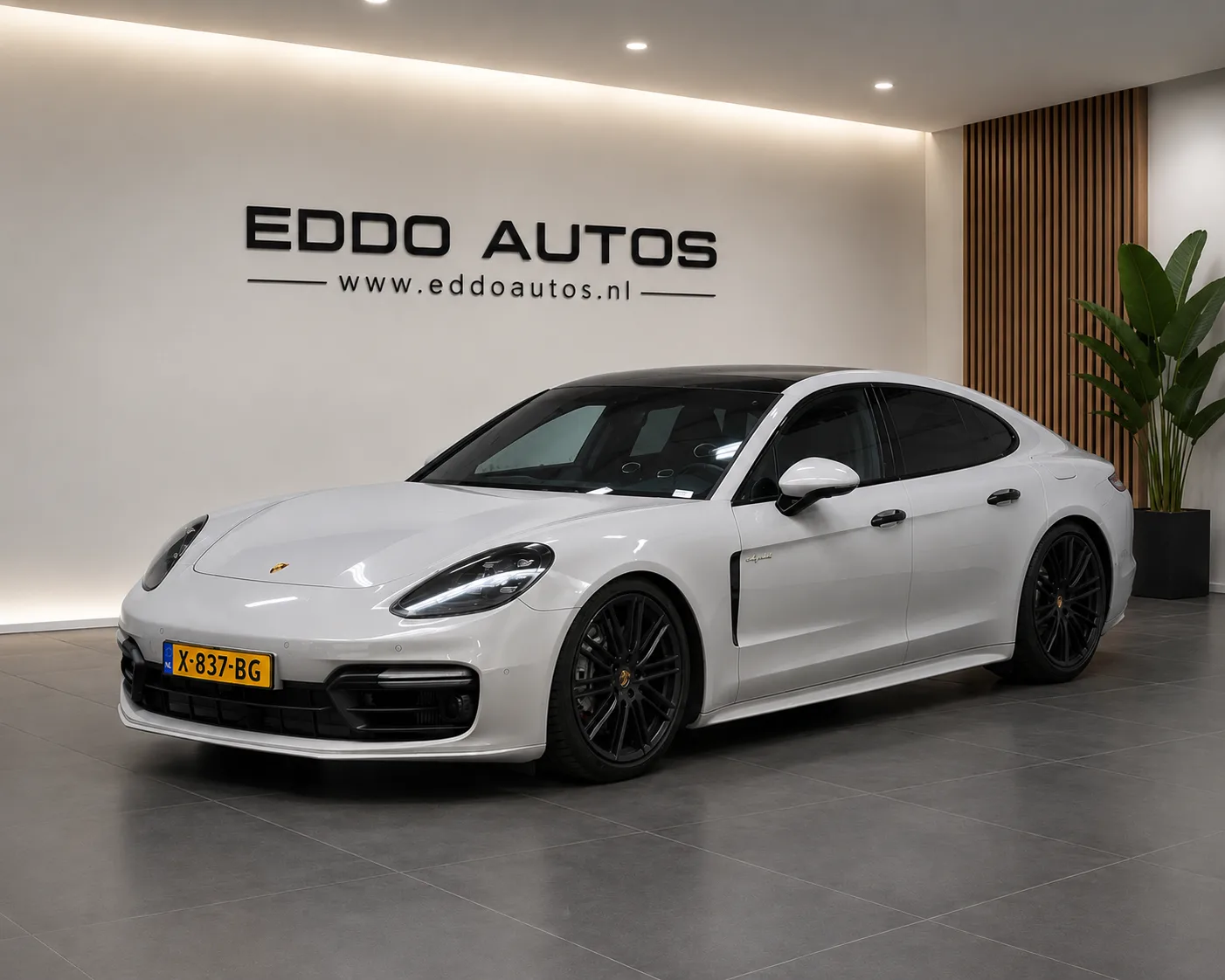 Porsche Panamera (2017) — foto 1