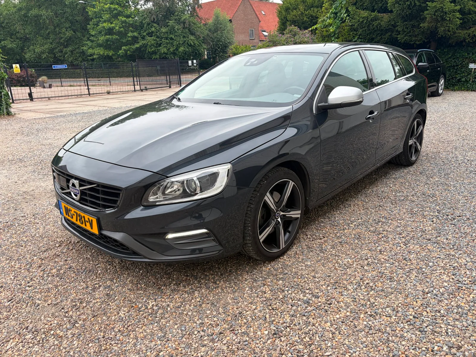 Volvo V60 (2017) — foto 1