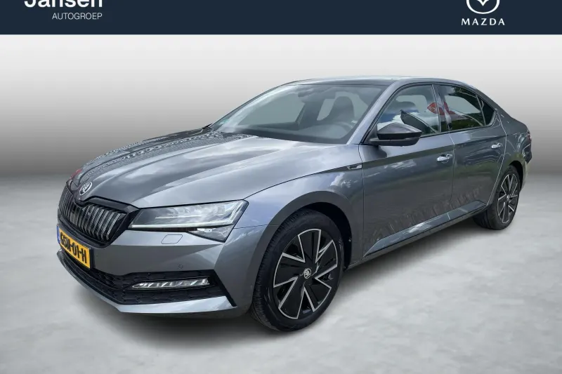 Škoda Superb (2023)