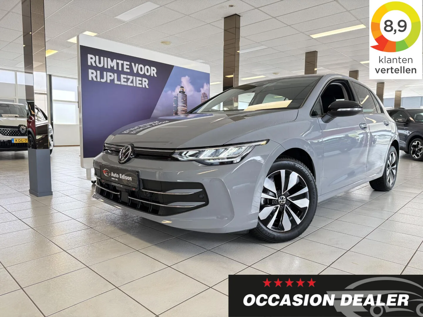 Volkswagen Golf (2025) — foto 1