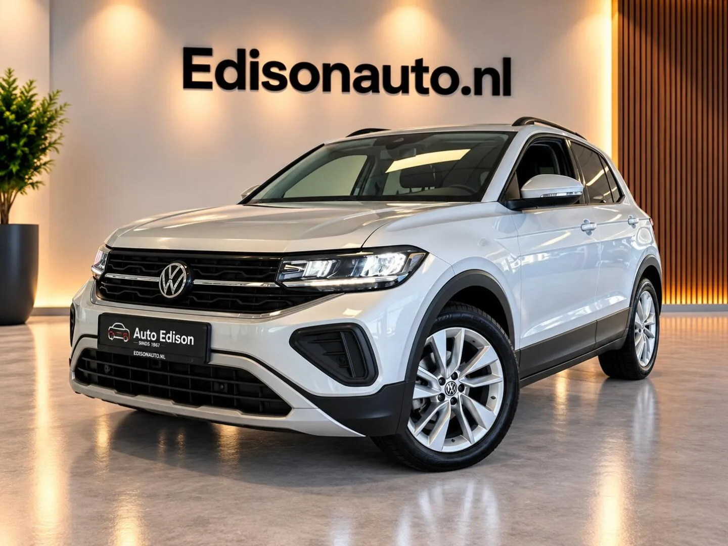 Volkswagen T-Cross (2024) — foto 1