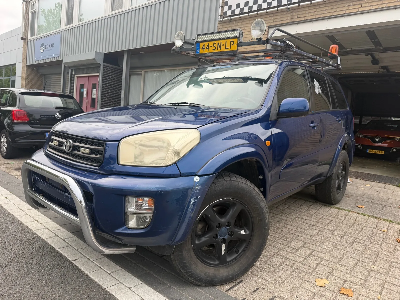 Toyota RAV4 (2003) — foto 1