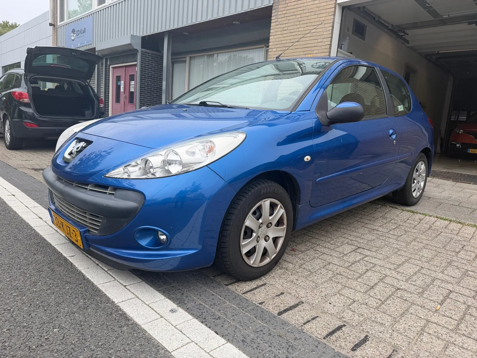 Peugeot 206 (2010) — foto 1