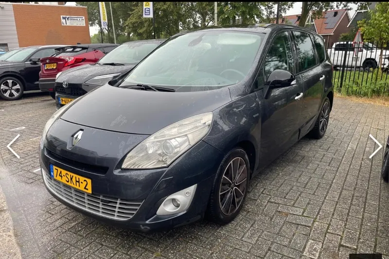 Renault Grand Scénic (2011)