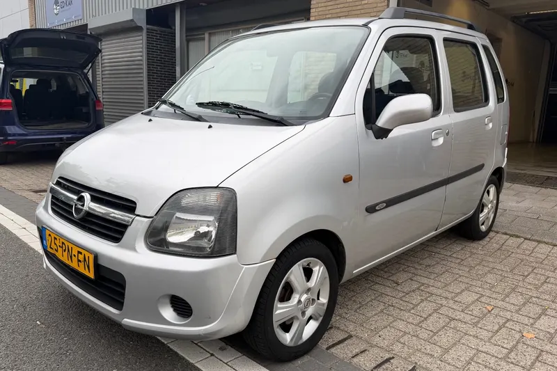 Opel Agila (2004)
