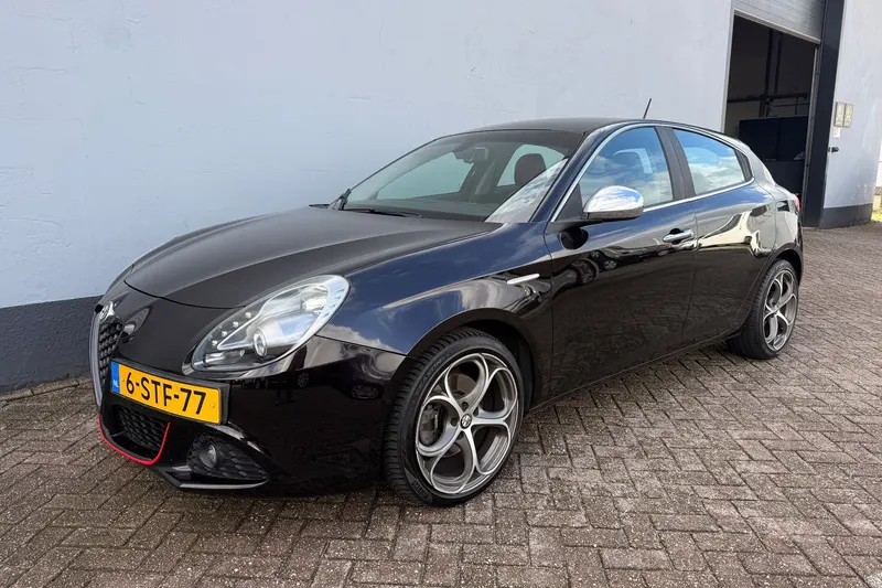 Alfa Romeo Giulietta (2013)