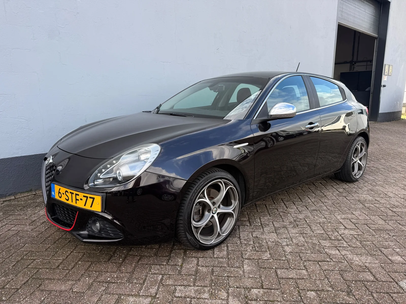 Alfa Romeo Giulietta (2013) — foto 1