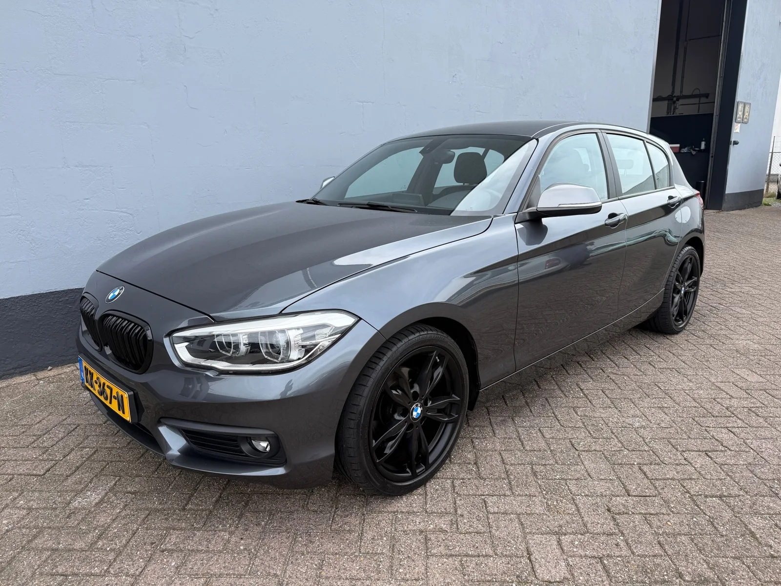 BMW 1-Serie (2016) — foto 1
