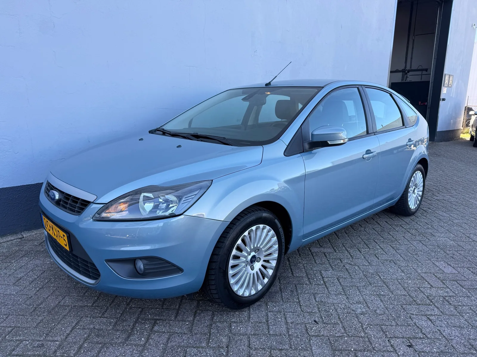 Ford Focus (2010) — foto 1