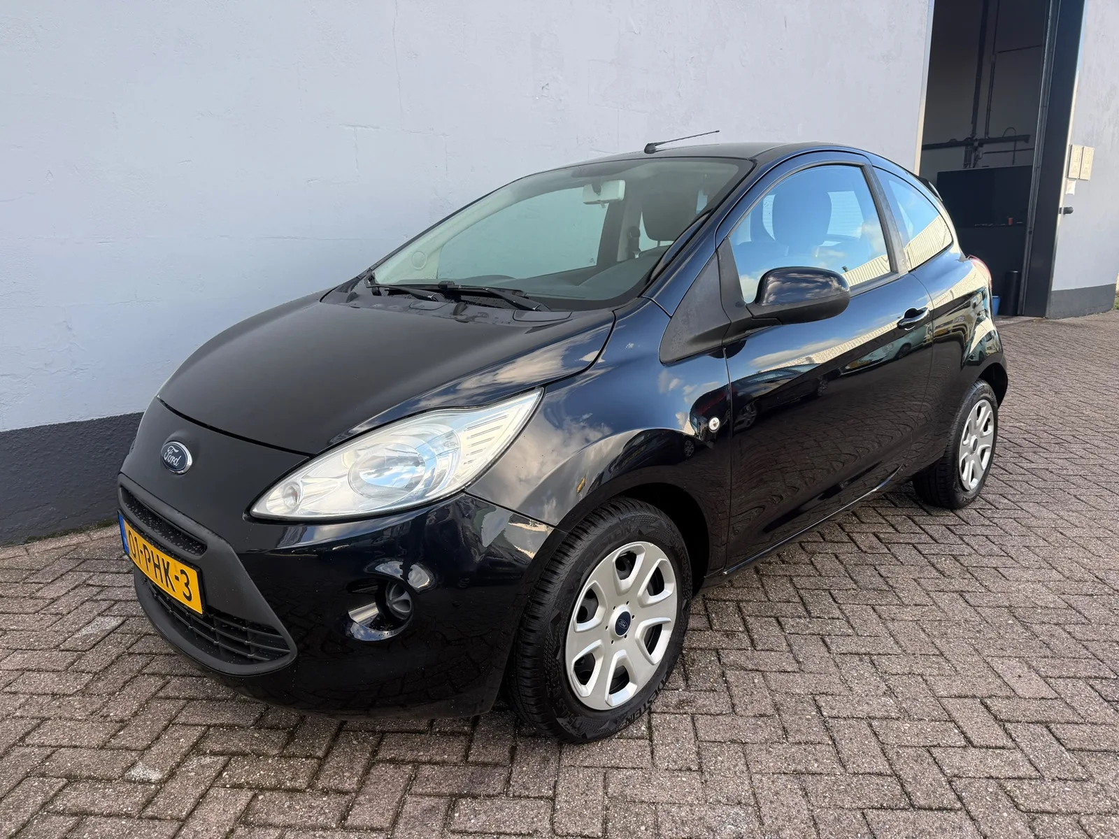 Ford Ka (2011) — foto 1