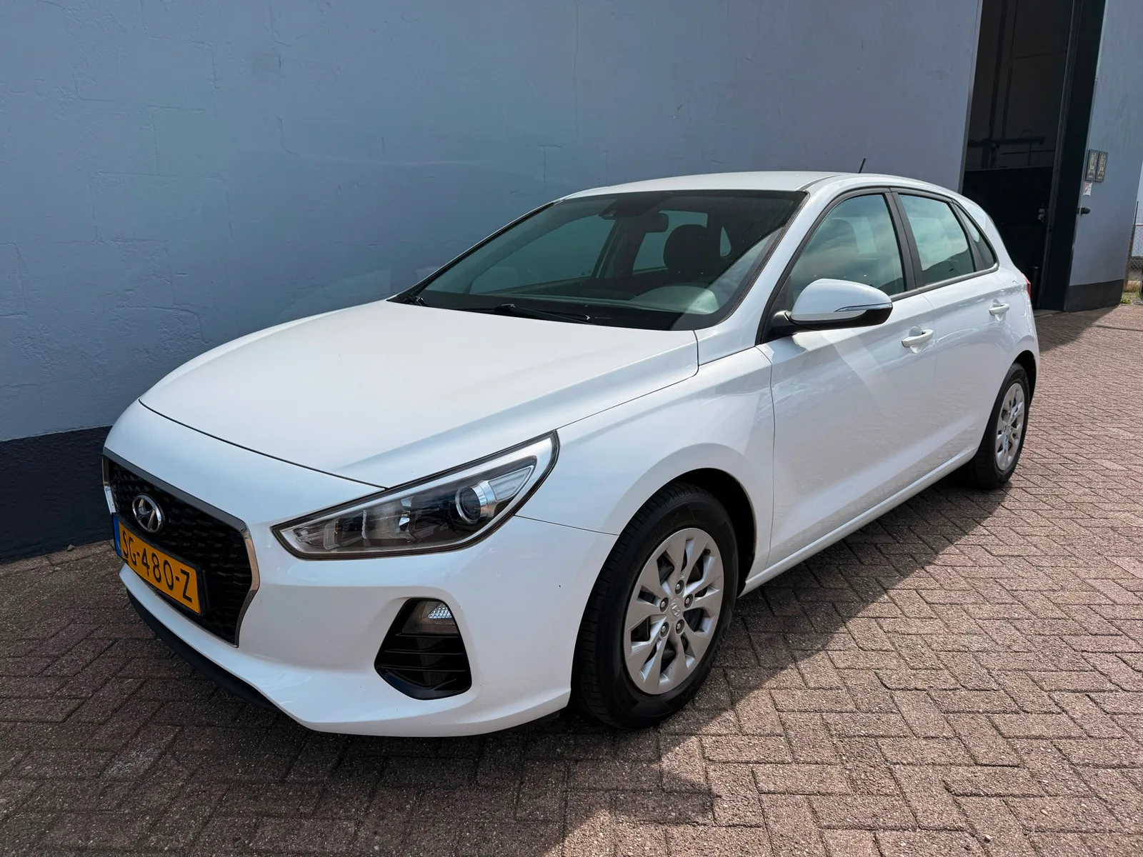 Hyundai i30 (2018) — foto 1