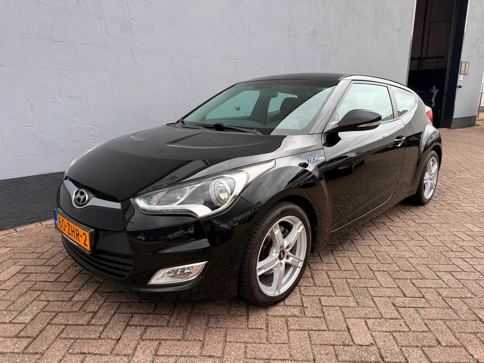 Hyundai Veloster (2012) — foto 1