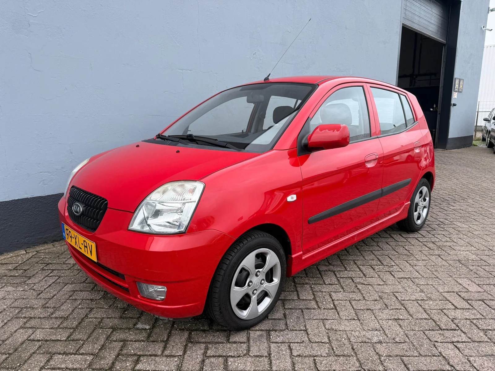 Kia Picanto (2007) — foto 1