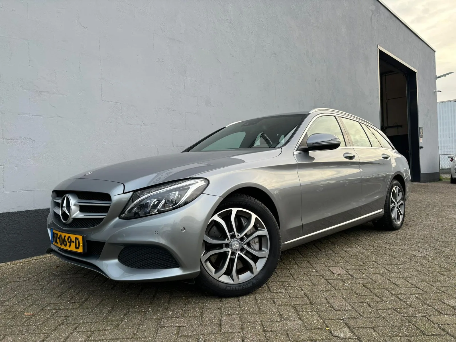 Mercedes-Benz C-Klasse (2015) — foto 1