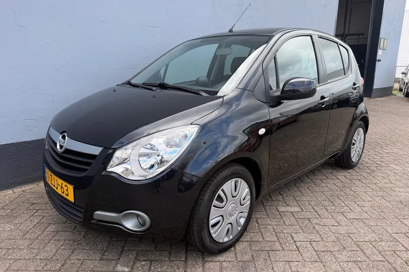 Opel Agila (2015)