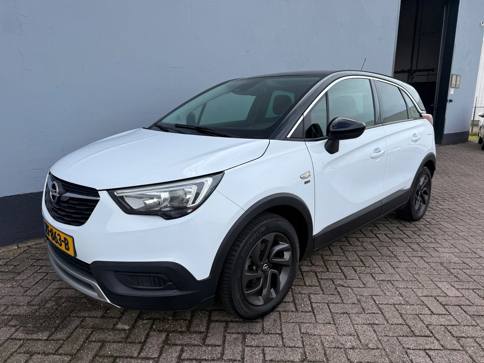 Opel Crossland (2019) — foto 1