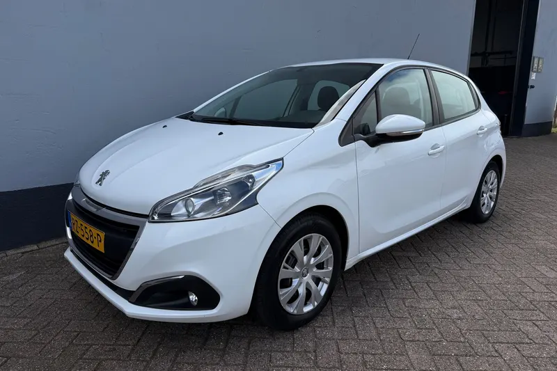 Peugeot 208 (2018)