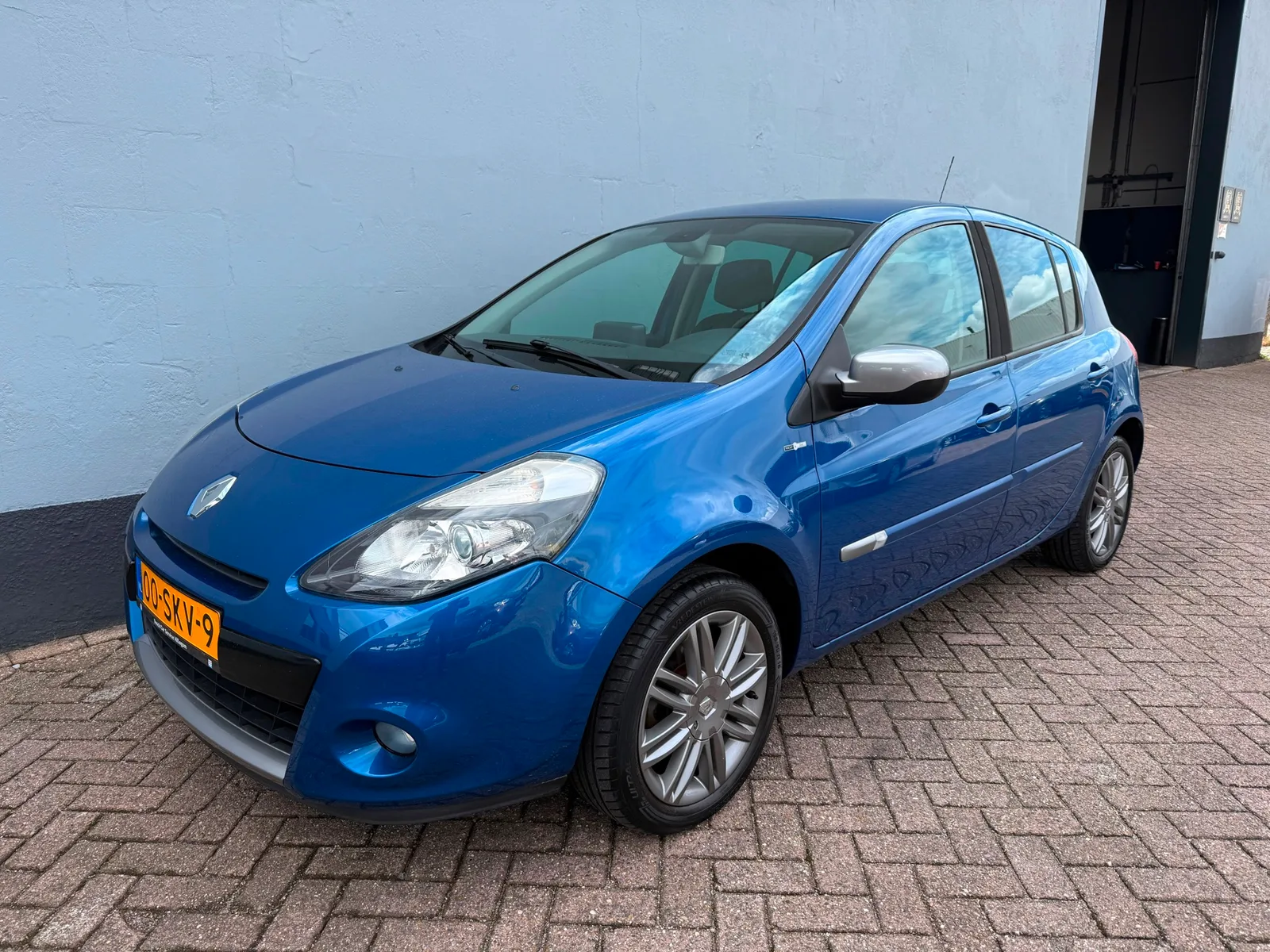 Renault Clio (2011) — foto 1