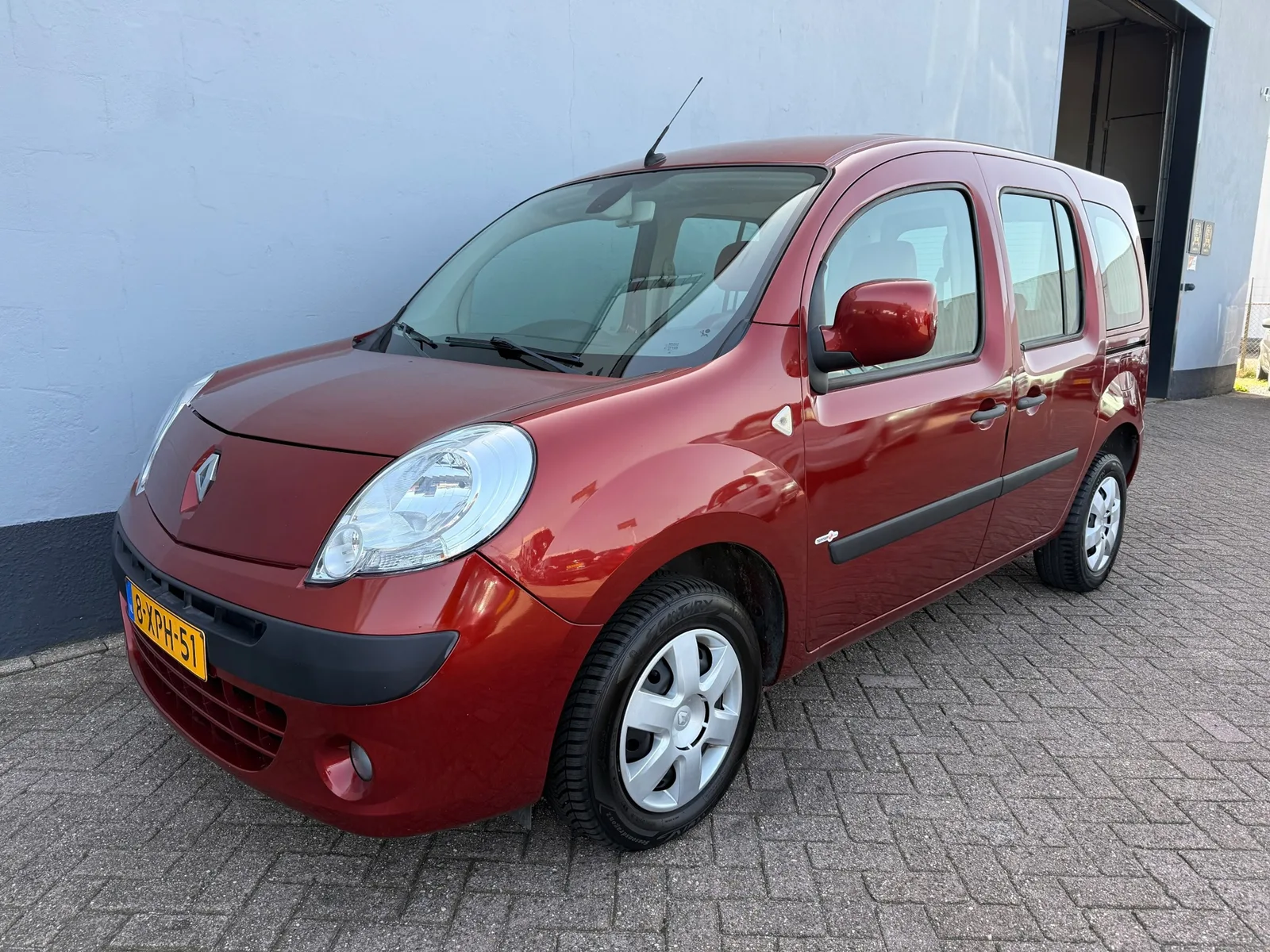 Renault Kangoo (2010) — foto 1