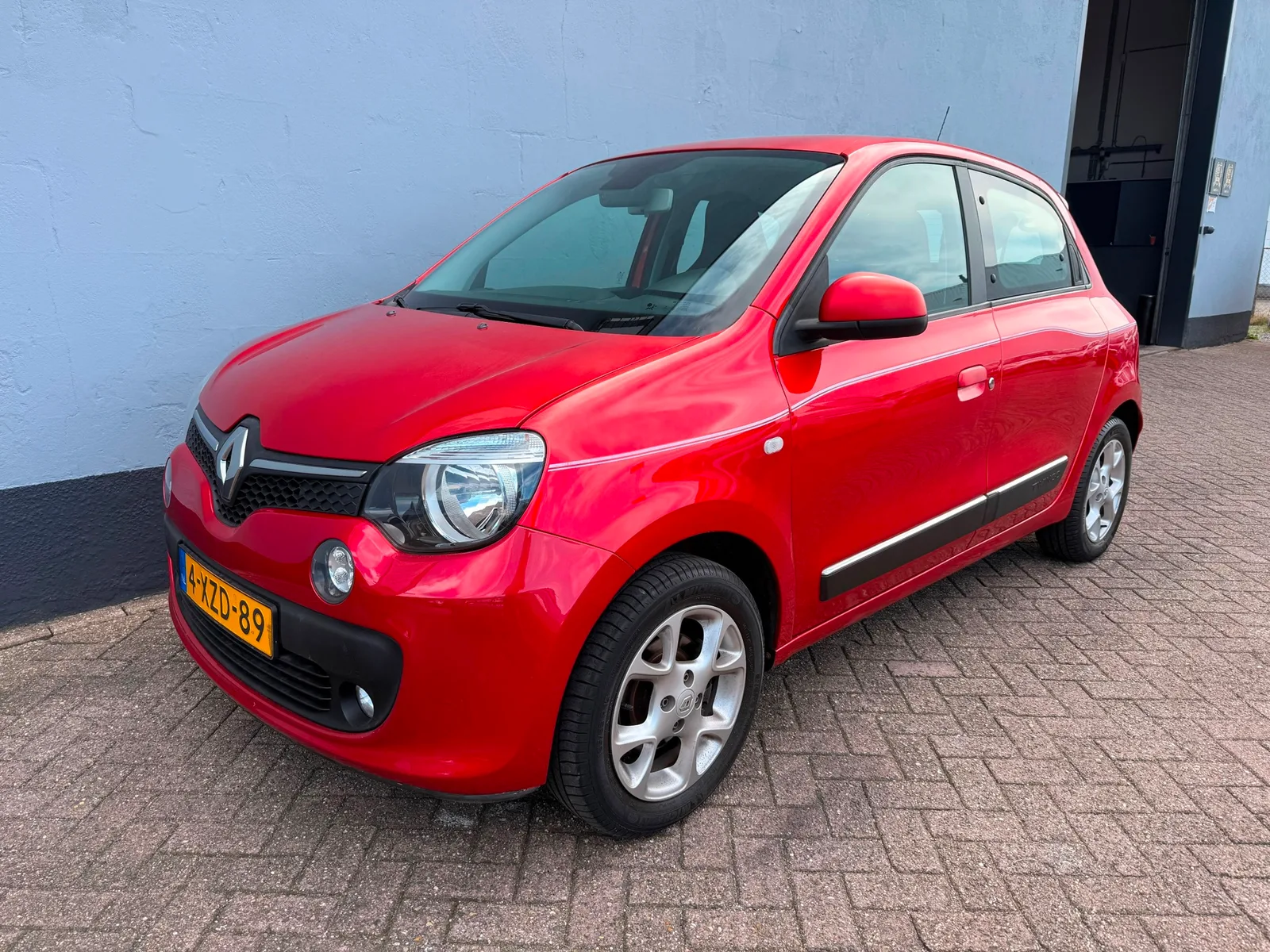 Renault Twingo (2014) — foto 1