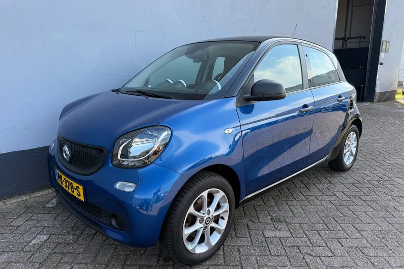 Smart ForFour (2017)