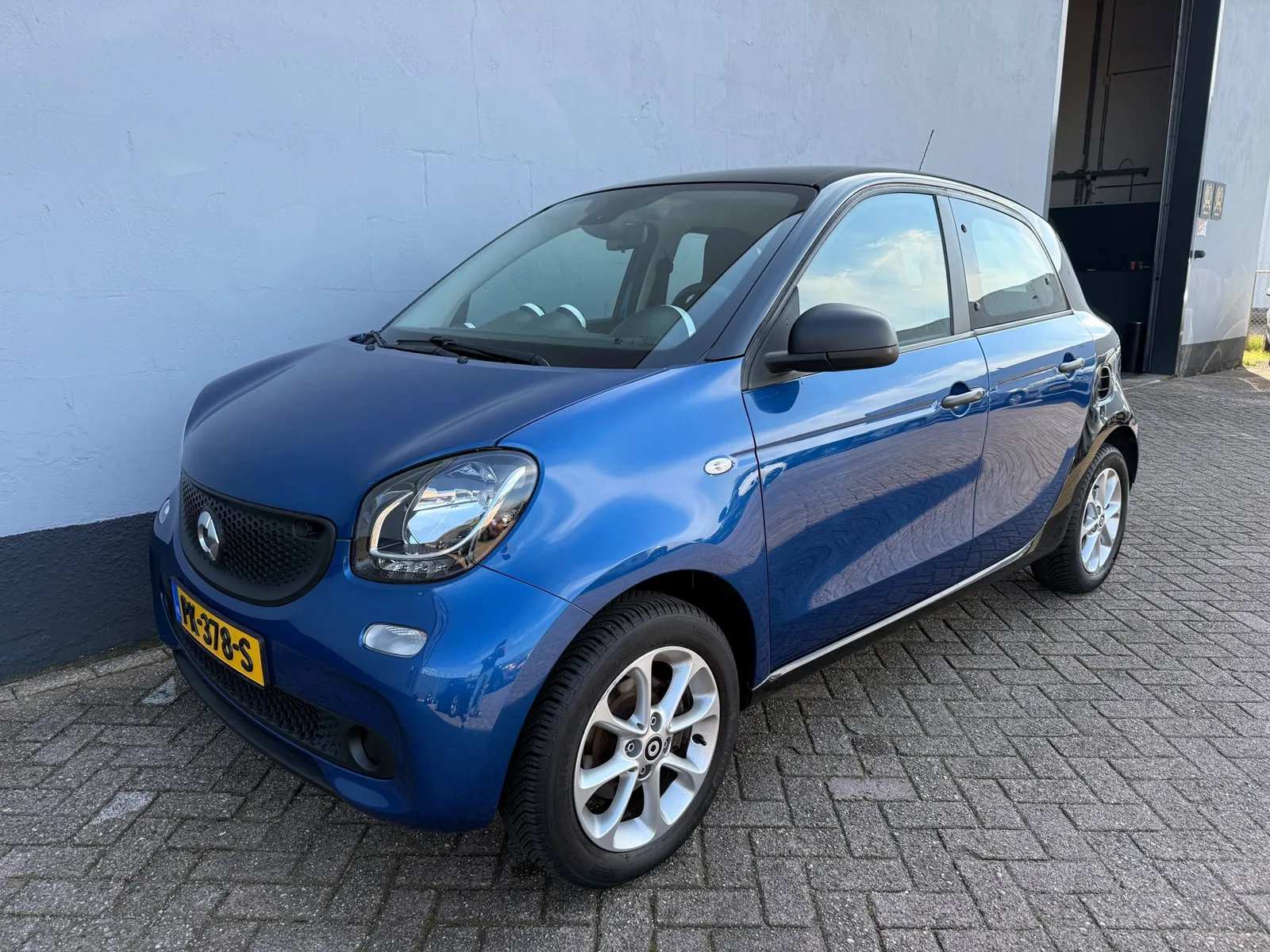Smart ForFour (2017) — foto 1