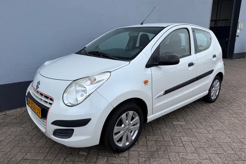 Suzuki Alto (2015)