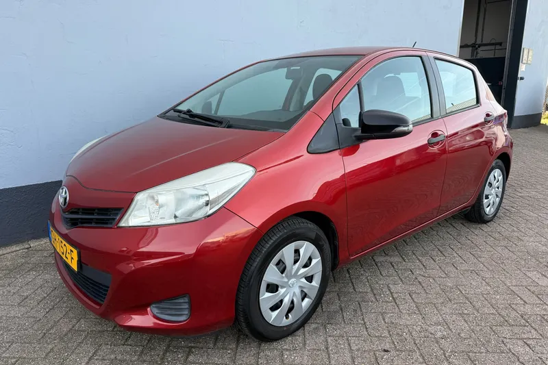 Toyota Yaris (2011)