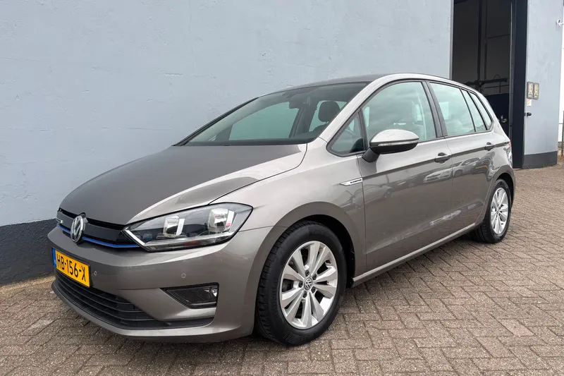 Volkswagen Golf Sportsvan (2015)