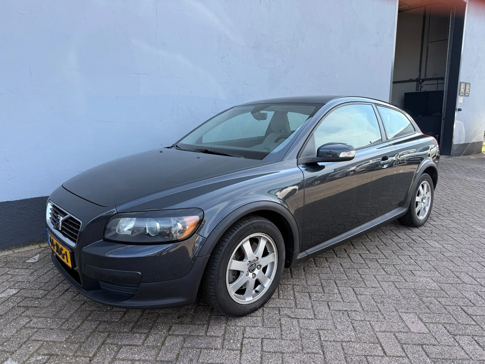 Volvo C30 (2009) — foto 1